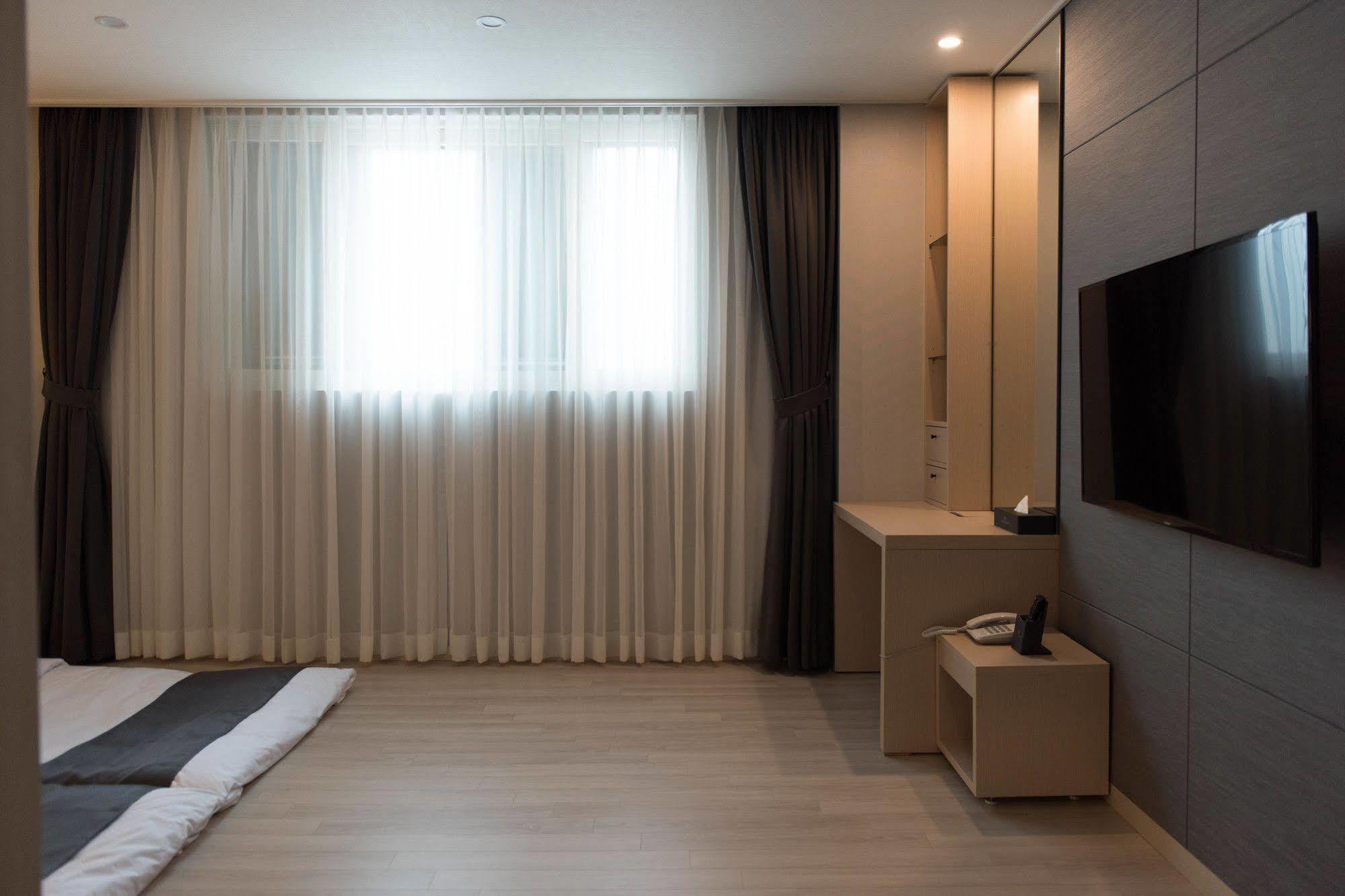 New Donghae Tourist Hotel Kültér fotó